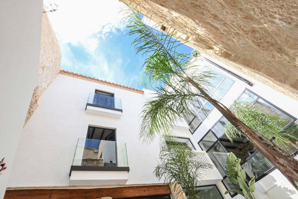 Exclusive holidays in Costa Blanca: book your ideal home